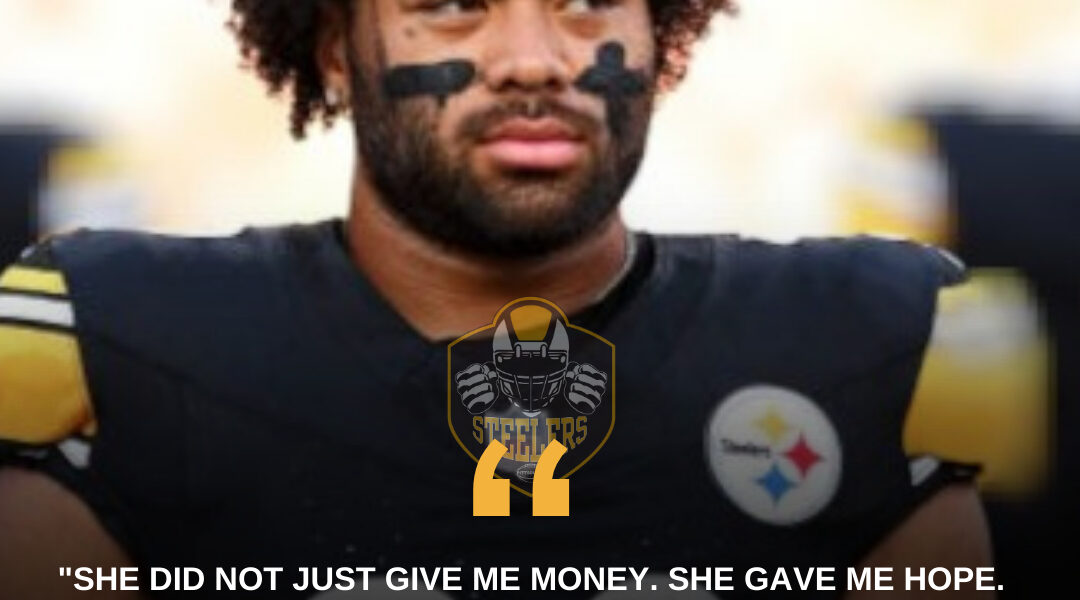 Jaylen Warren repaid the family of his childhood friend who once helped cover his tuition by sending $10,000 every month for three years since earning his NFL salary. But the surprising part is that this very friend has been by his side at every game — and we never even knew.