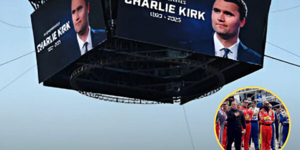 2 MINUTES AGO: At the Food City 300, NASCAR brought the world to a standstill. Engines went quiet, drivers lined pit road, and Charlie Kirk’s face lit up every big screen. His name rode proudly on the cars, roaring not with noise, but with purpose — a stunning tribute to a life gone too soon, a legacy burning brighter than ever.