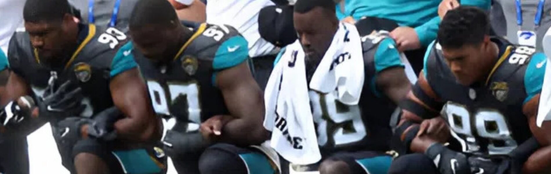 At EverBank Stadium, moments before kickoff, the roaring Jacksonville Jaguars crowd fell silent as the giant screen lit up with a tribute to Charlie Kirk. The shocking loss of the 31-year-old activist, husband, and father turned the pregame buzz into a stadium-wide moment of mourning. Tens of thousands of fans stood with bowed heads, creating a powerful scene of unity and respect rarely seen in football — a reminder that some moments are bigger than the game itself.