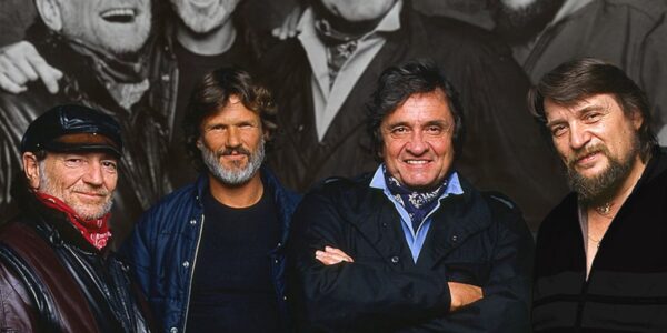 It wasn’t just a band; it was four legends colliding at the Nassau Coliseum in 1990. Willie Nelson’s charm, Waylon Jennings’ grit, Johnny Cash’s gravity, and Kris Kristofferson’s poetic soul all came together for “Luckenbach, Texas.” Each man, carrying his own history and scars, created something rare: a perfect harmony without ego. This wasn’t a rehearsed performance; it was a lived moment, where four outlaws turned a simple song into an anthem of unity for all.