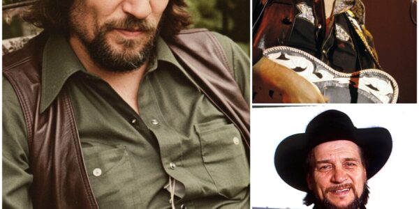 A Barstool Ballad of Betrayal: Waylon Jennings Pours His Heart Out in “Tonight the Bottle Let Me Down”