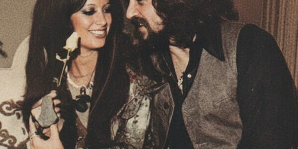 “She’s Looking Good” — Waylon Jennings’ Smooth Tribute to Timeless Beauty