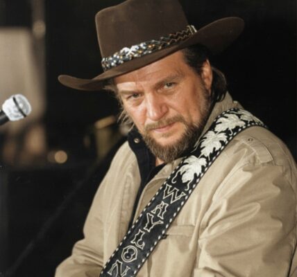 Waylon Jennings - Don't Think Twice It's Alright