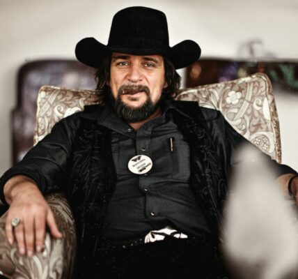 Waylon Jennings - Nashville Rebel